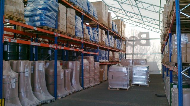 складские услуги, приём товара на хранение, временное хранение грузов, 